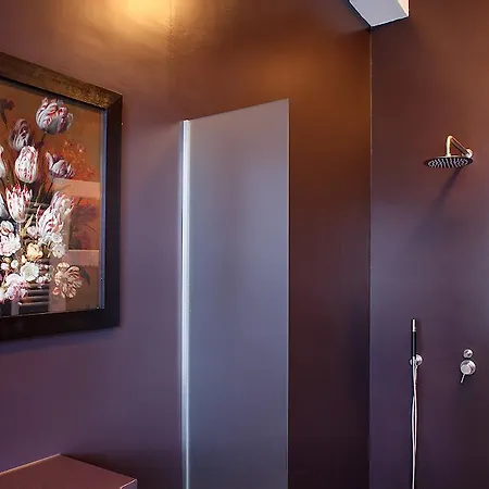 Gasthof Blue Tulip Amsterdam